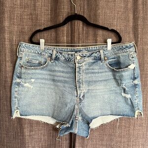 Old navy OG STRAIGHT button fly NWT Jean shorts size 22 plus size